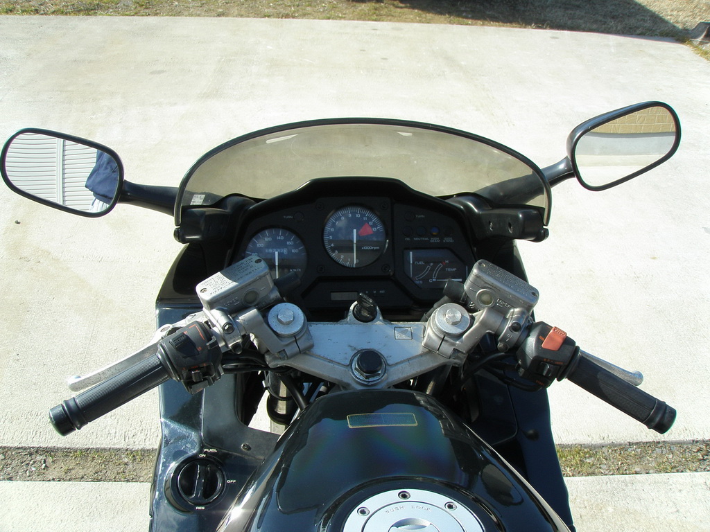 Купить мотоцикл Honda VFR750-2 1990 фото 19